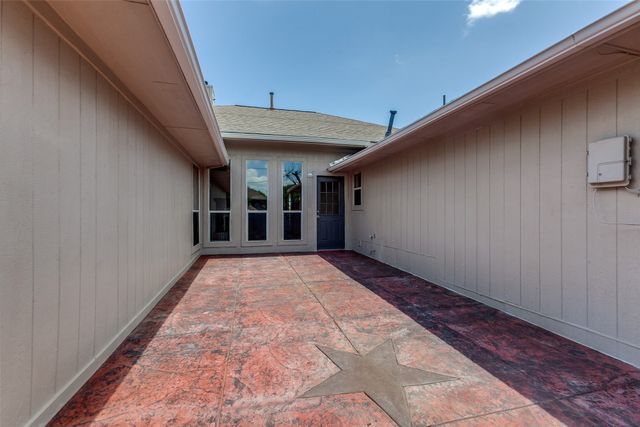 109 N W A Allen Boulevard, Wylie, TX 75098