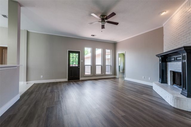 109 N W A Allen Boulevard, Wylie, TX 75098