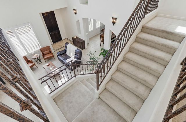18120 Jaguar Court, Tarzana (los Angeles), CA 91335
