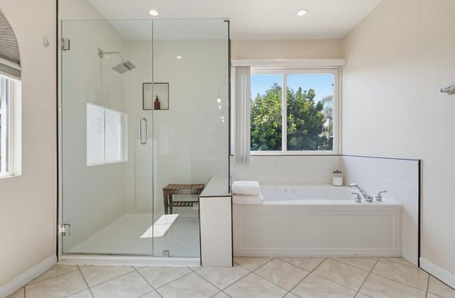 18120 Jaguar Court, Tarzana (los Angeles), CA 91335