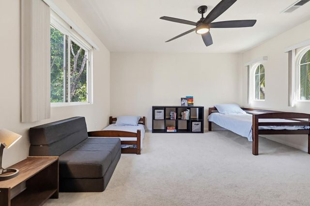 18120 Jaguar Court, Tarzana (los Angeles), CA 91335