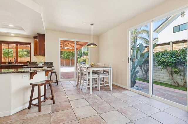 18120 Jaguar Court, Tarzana (los Angeles), CA 91335