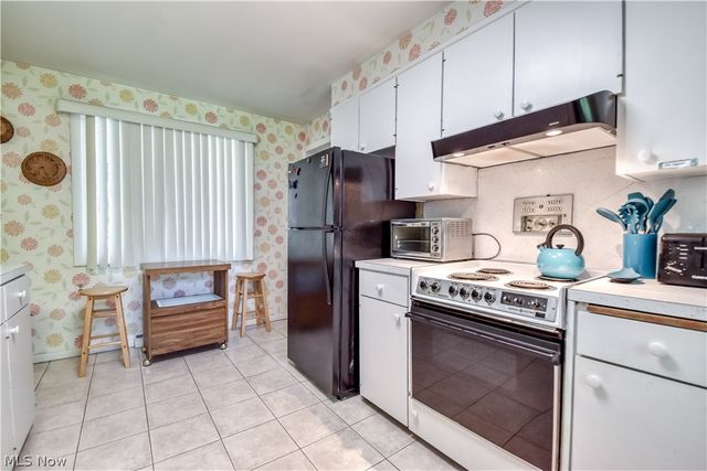 956 Mill Street, Conneaut, OH 44030