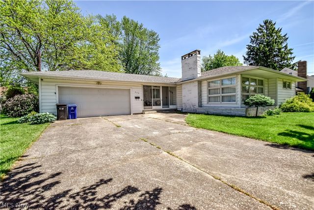 956 Mill Street, Conneaut, OH 44030