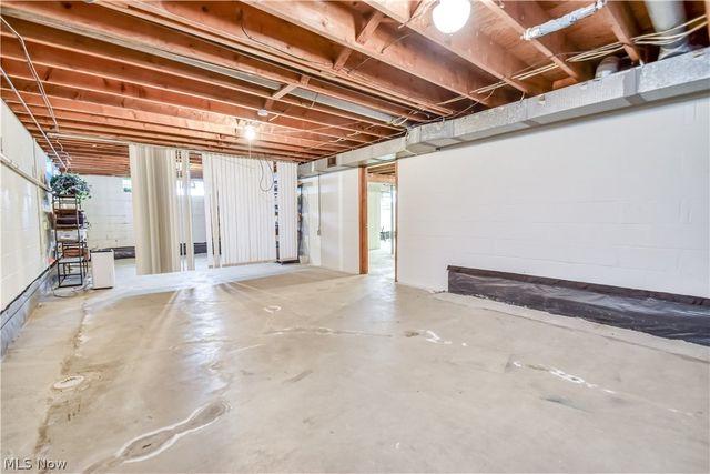 956 Mill Street, Conneaut, OH 44030