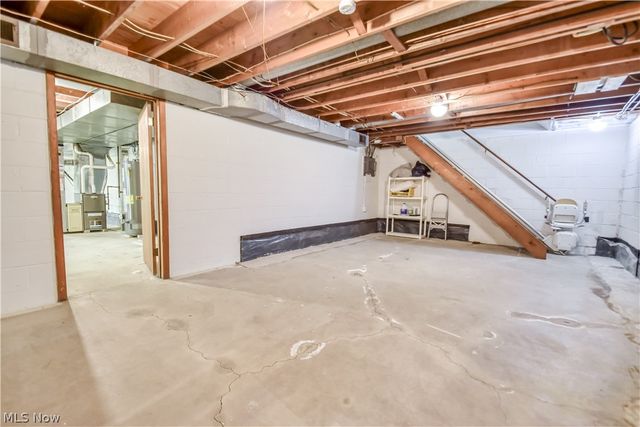 956 Mill Street, Conneaut, OH 44030