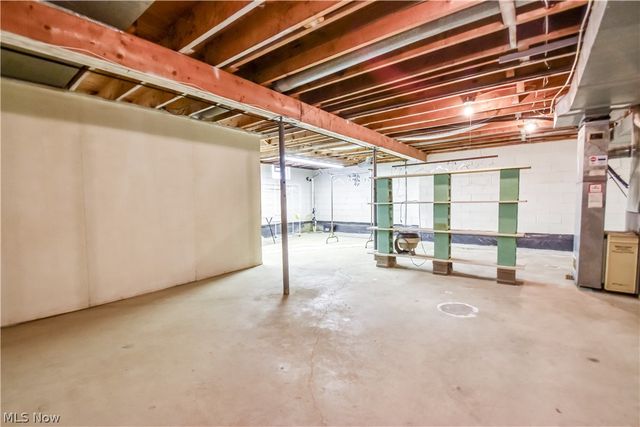956 Mill Street, Conneaut, OH 44030