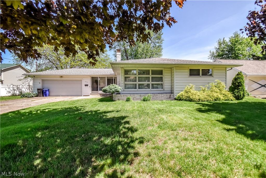 956 Mill Street, Conneaut, OH 44030