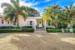 1202 N Swinton Avenue, Delray Beach, FL 33444