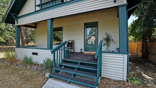 2714 E HARTSON Ave, Spokane, WA 99202