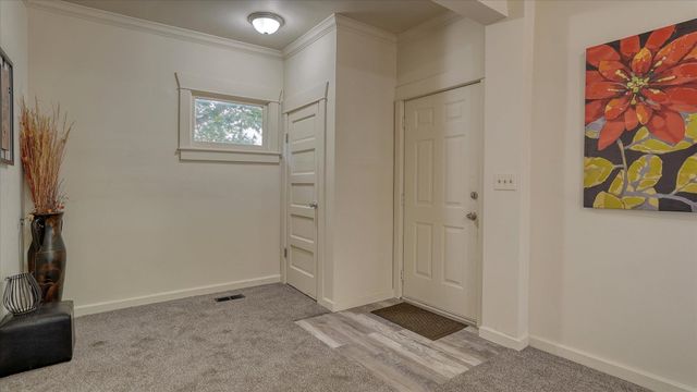 2714 E HARTSON Ave, Spokane, WA 99202
