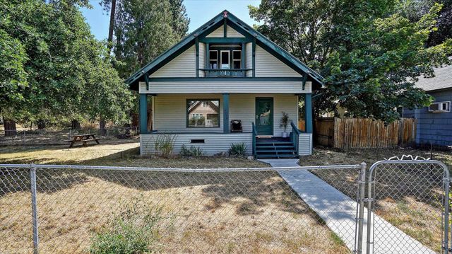 2714 E HARTSON Ave, Spokane, WA 99202