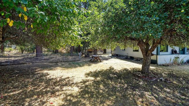 2714 E HARTSON Ave, Spokane, WA 99202