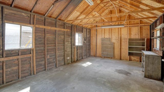 2714 E HARTSON Ave, Spokane, WA 99202