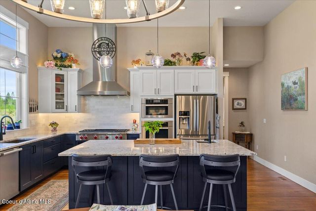 457 W Kinnerly Ct, Rathdrum, ID 83858