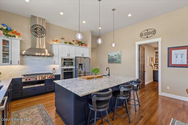 457 W Kinnerly Ct, Rathdrum, ID 83858