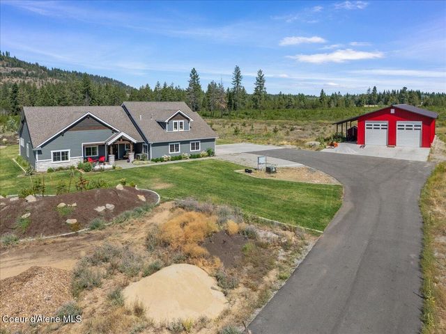 457 W Kinnerly Ct, Rathdrum, ID 83858