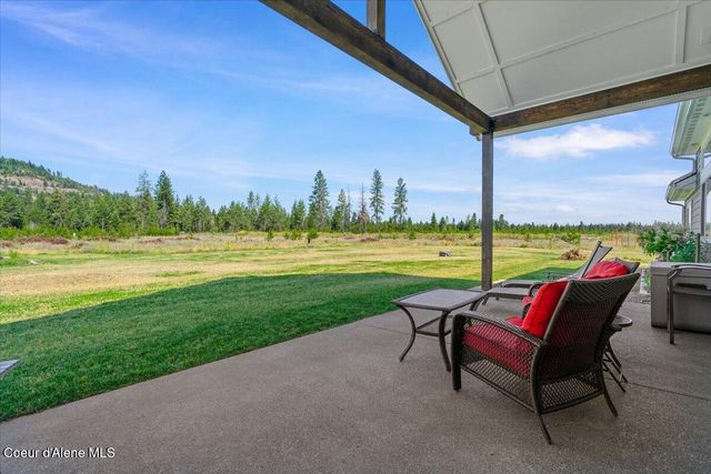 457 W Kinnerly Ct, Rathdrum, ID 83858