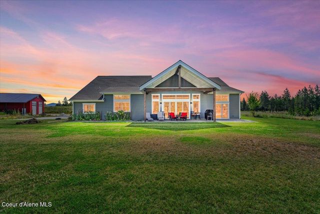 457 W Kinnerly Ct, Rathdrum, ID 83858