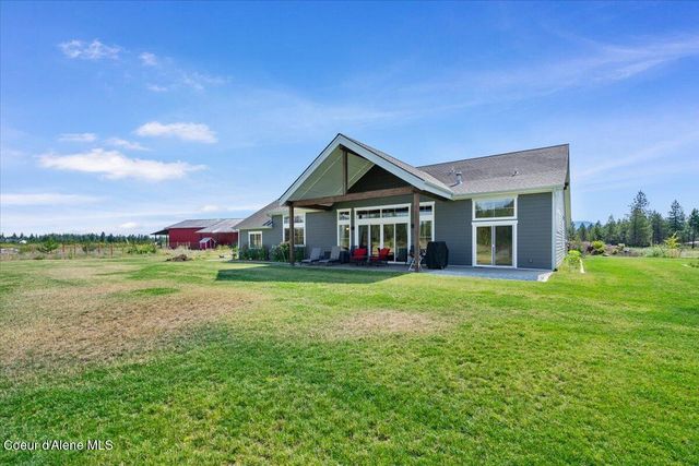 457 W Kinnerly Ct, Rathdrum, ID 83858
