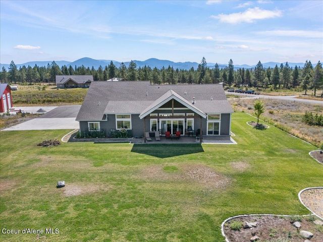 457 W Kinnerly Ct, Rathdrum, ID 83858
