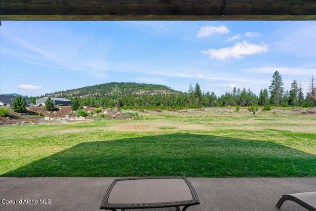 457 W Kinnerly Ct, Rathdrum, ID 83858