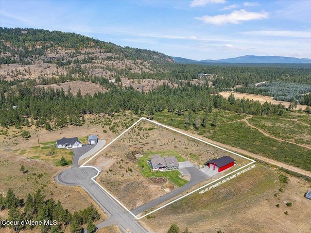 457 W Kinnerly Ct, Rathdrum, ID 83858