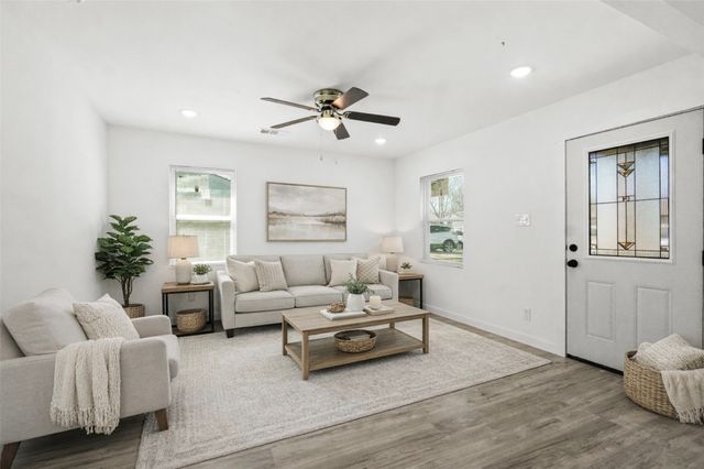 4330 Scottsdale Drive, Mesquite, TX 75150