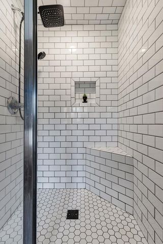 W6173 LONG COURT, Appleton, WI 54914