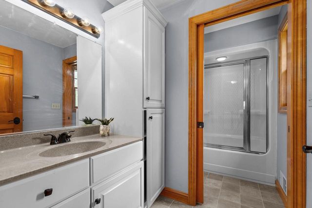 W6173 LONG COURT, Appleton, WI 54914