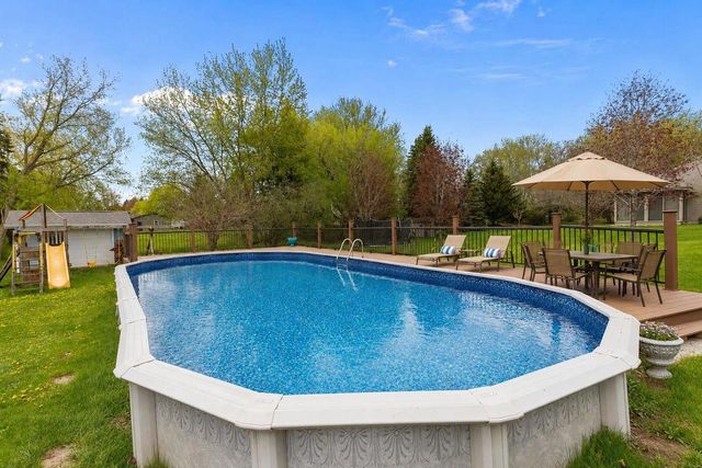 W6173 LONG COURT, Appleton, WI 54914