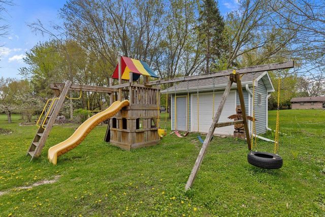 W6173 LONG COURT, Appleton, WI 54914