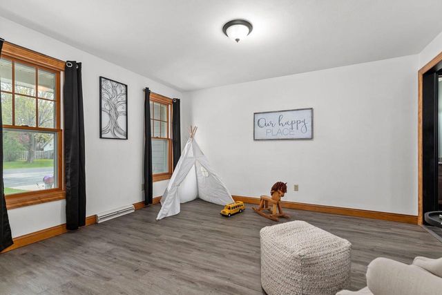 W6173 LONG COURT, Appleton, WI 54914