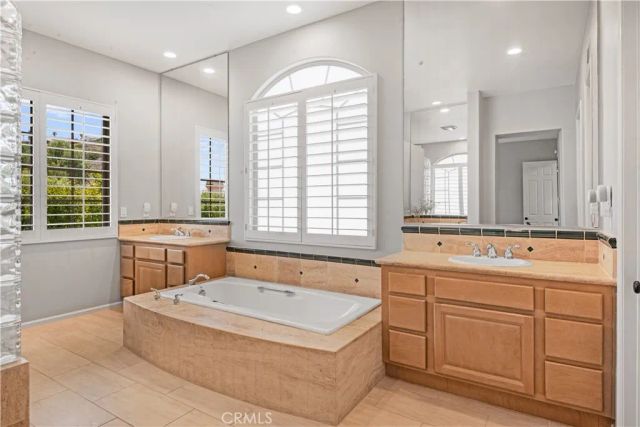 33 Nuvola Court, Rancho Palos Verdes, CA 90275