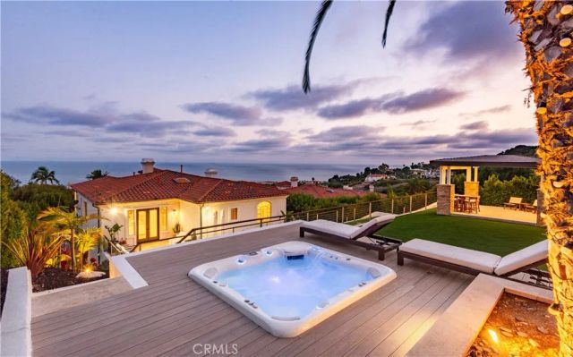 33 Nuvola Court, Rancho Palos Verdes, CA 90275