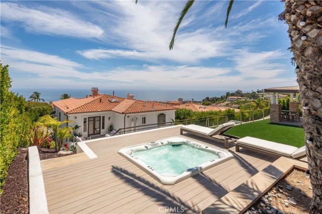 33 Nuvola Court, Rancho Palos Verdes, CA 90275