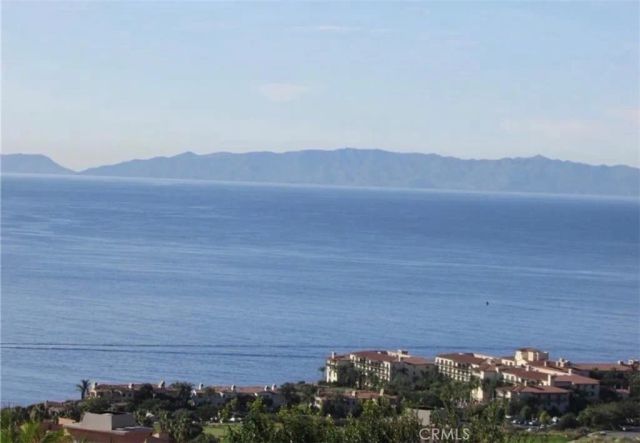 33 Nuvola Court, Rancho Palos Verdes, CA 90275
