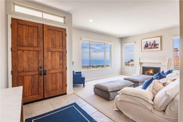 33 Nuvola Court, Rancho Palos Verdes, CA 90275