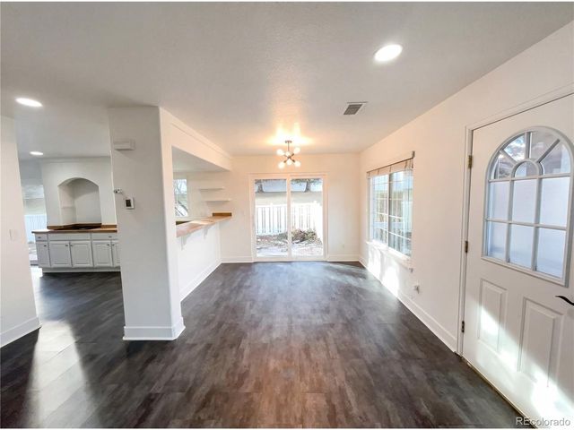 11821 Zenobia Loop, Westminster, CO 80031