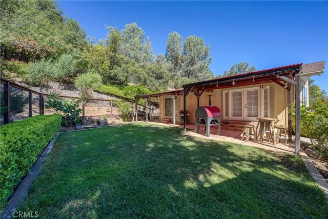 3295 S Lake Court, Kelseyville, CA 95451