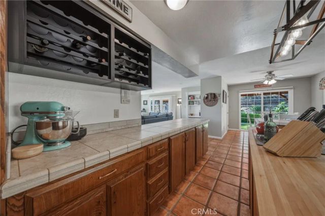 3295 S Lake Court, Kelseyville, CA 95451
