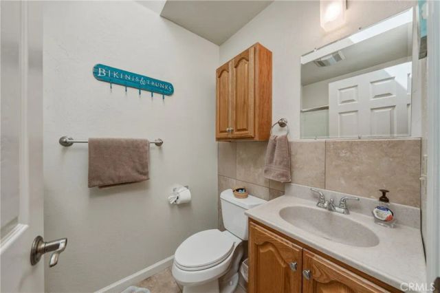 3295 S Lake Court, Kelseyville, CA 95451