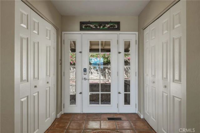 3295 S Lake Court, Kelseyville, CA 95451