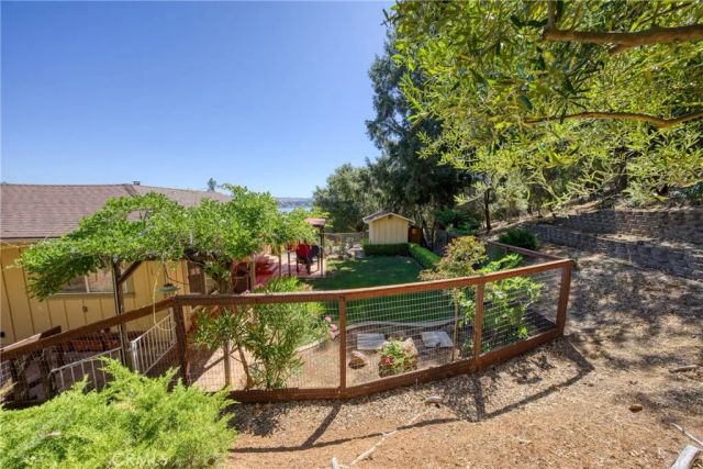 3295 S Lake Court, Kelseyville, CA 95451
