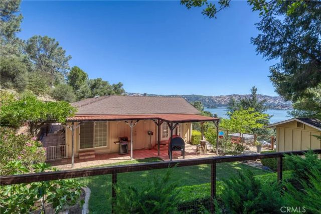 3295 S Lake Court, Kelseyville, CA 95451