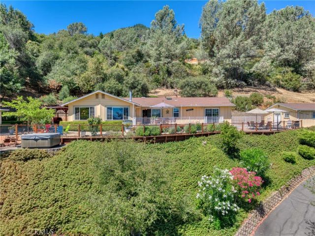 3295 S Lake Court, Kelseyville, CA 95451