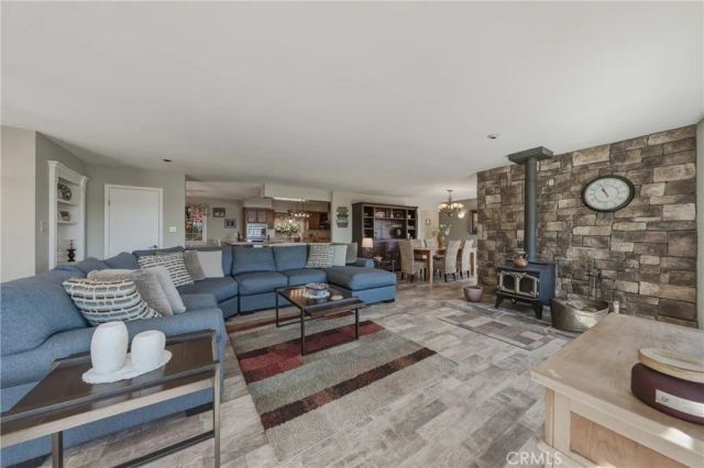 3295 S Lake Court, Kelseyville, CA 95451