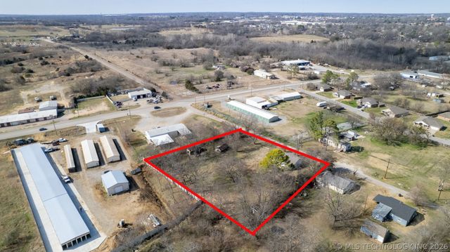 711 Blanchard, Durant, OK 74701