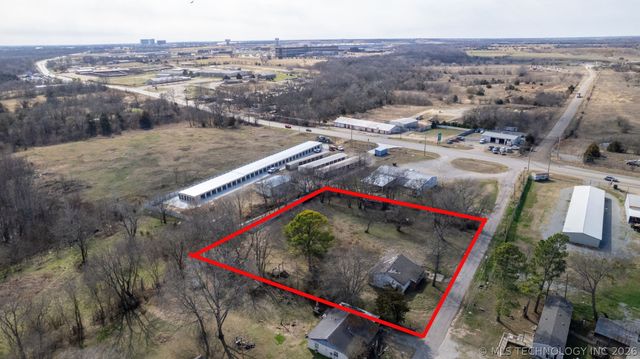 711 Blanchard, Durant, OK 74701