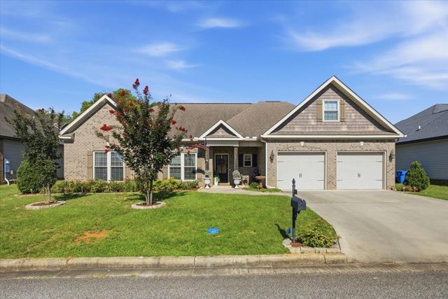 215 Ponderosa Dr, Dothan, AL 36350